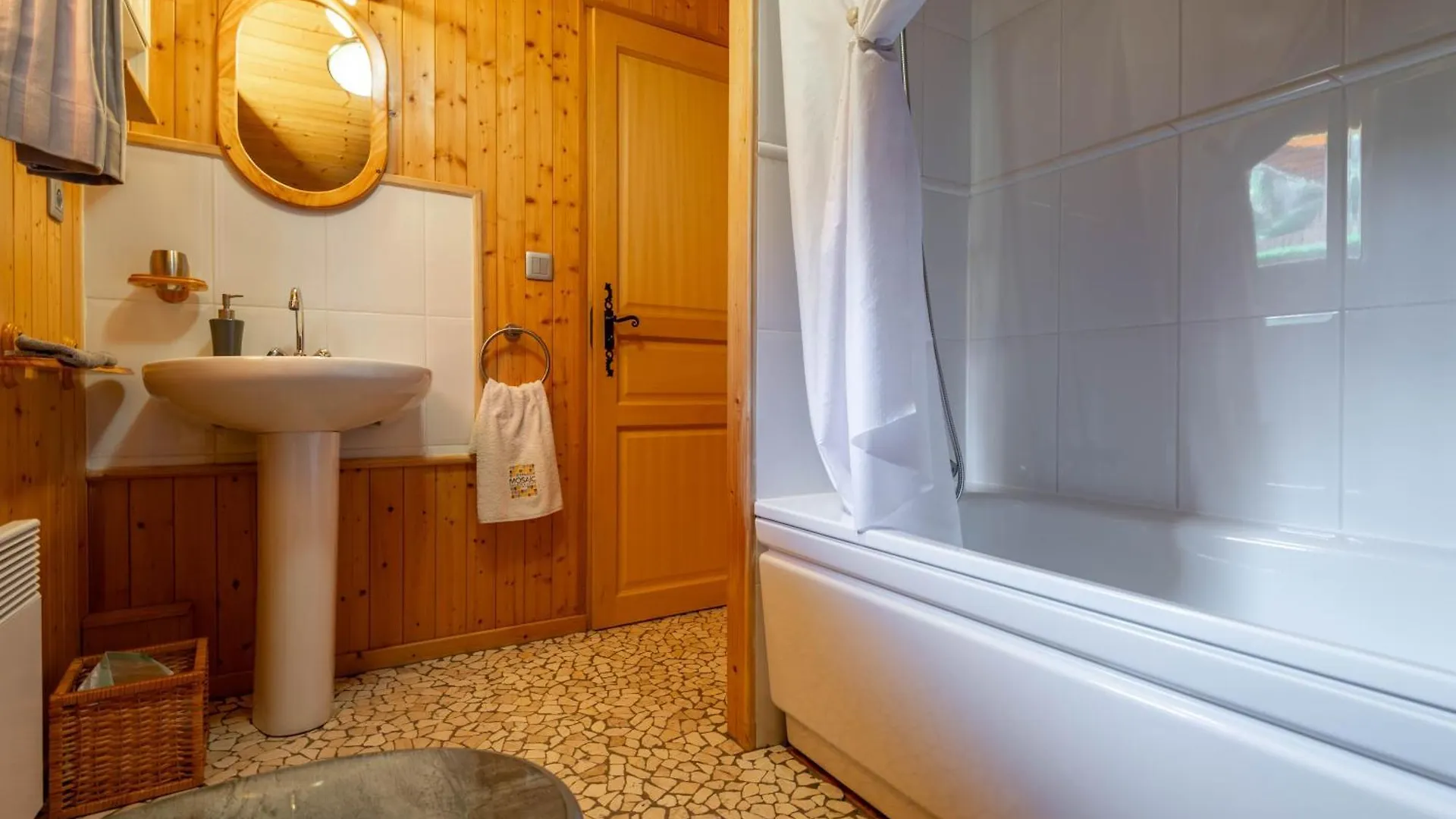 Chalet Entre Lac Leman Et Montagnes - Le Cocon Du Lac Leman Evian-les-Bains